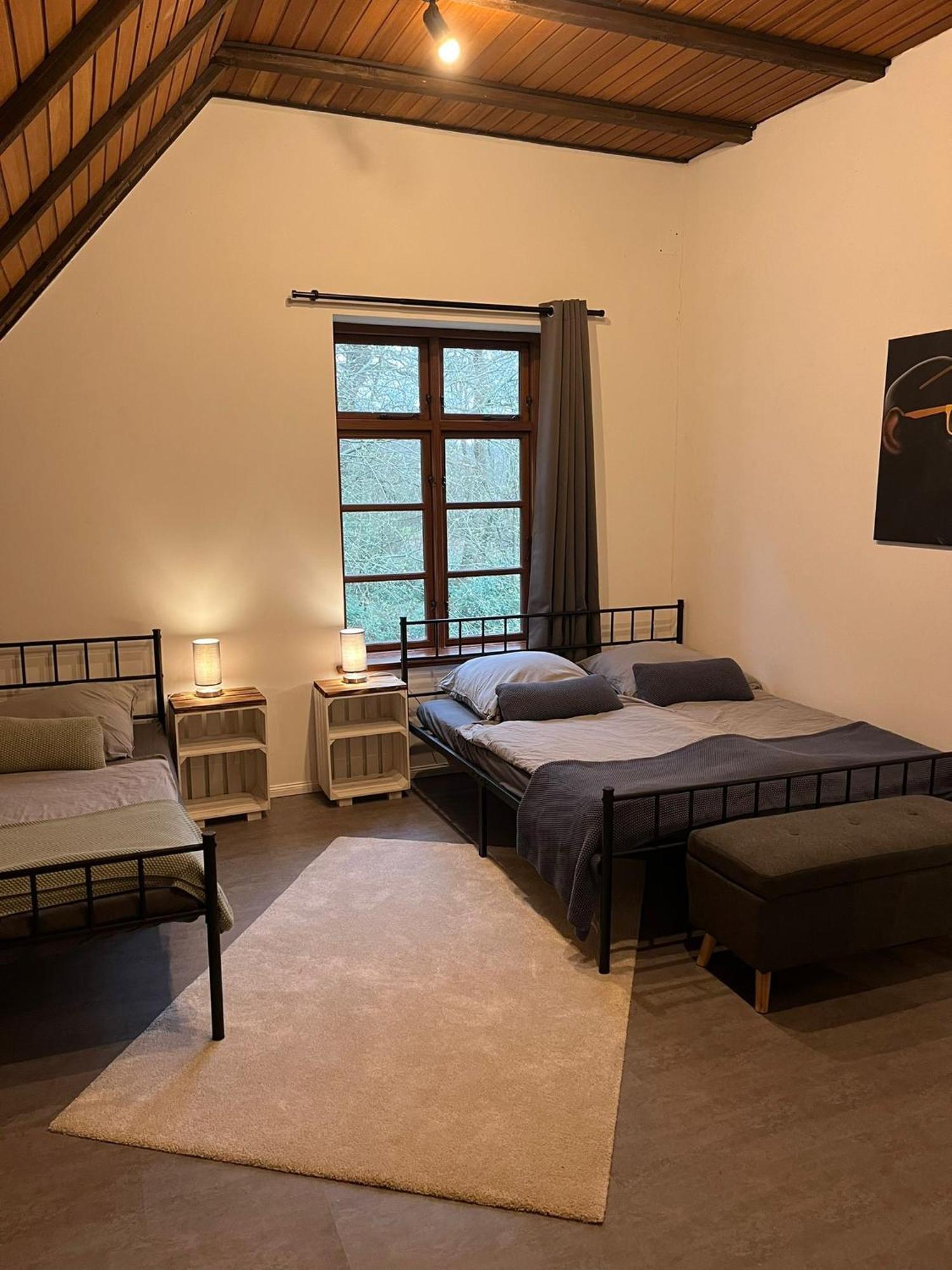 Ruhe Unter Reet-Haus Mit Sauna, Whirlpool Und Kamin Gnarrenburg Exteriér fotografie