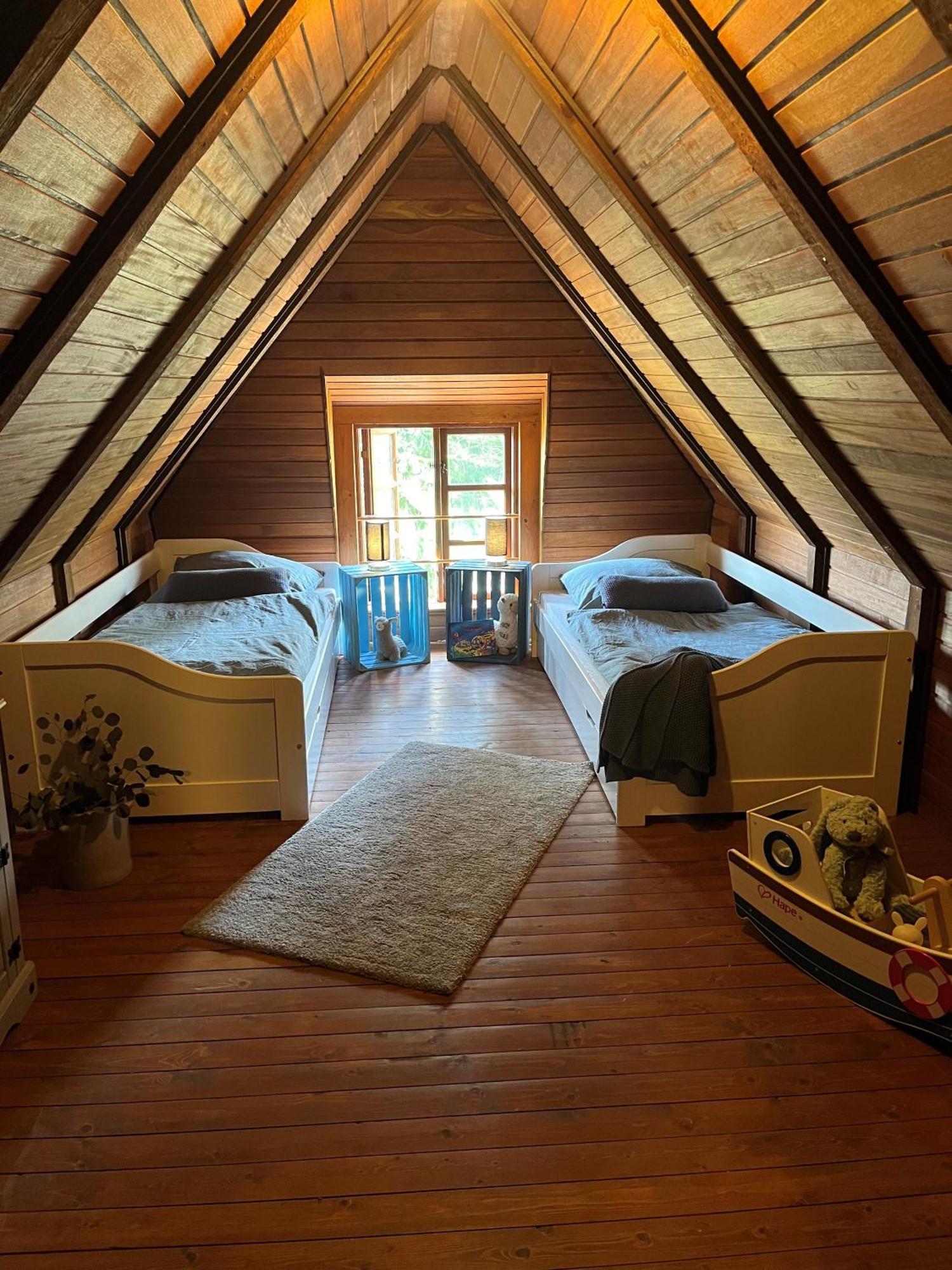 Ruhe Unter Reet-Haus Mit Sauna, Whirlpool Und Kamin Gnarrenburg Exteriér fotografie